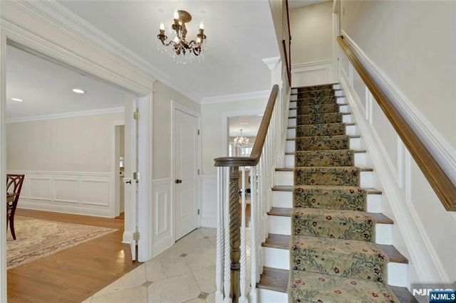 16 Herron, Harrington Park, NJ 07640