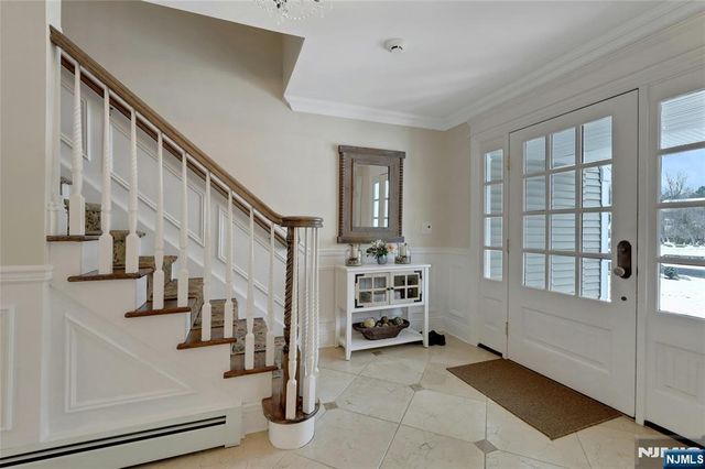 16 Herron, Harrington Park, NJ 07640