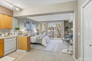 1525 NW 57th Street #429, Seattle, WA 98107