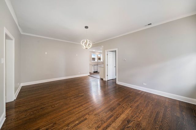 5426 W Jackson Boulevard 2, Chicago, IL 60644