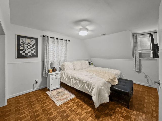 241 Robin Hood Road, Gordonville, TX 76245