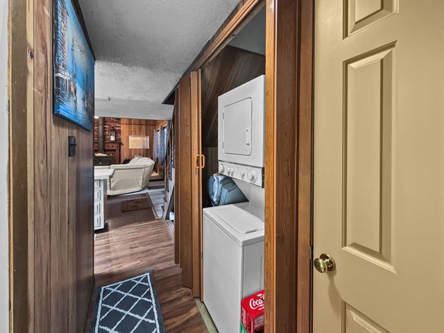 241 Robin Hood Road, Gordonville, TX 76245