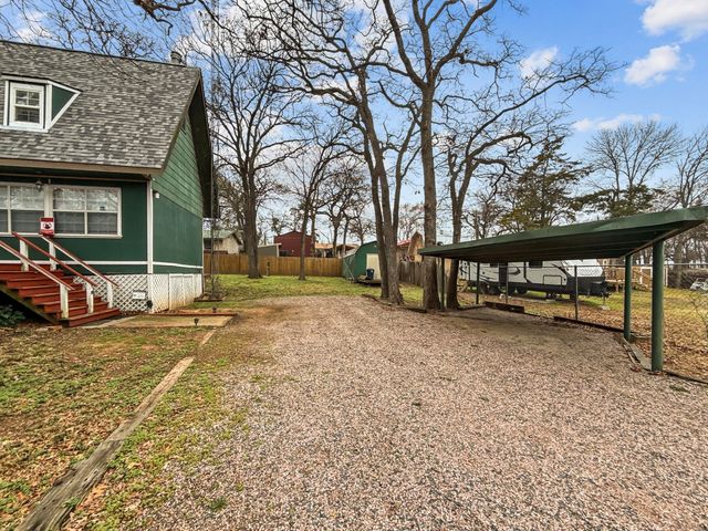 241 Robin Hood Road, Gordonville, TX 76245