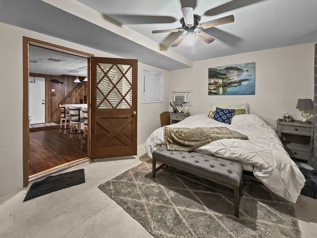 241 Robin Hood Road, Gordonville, TX 76245
