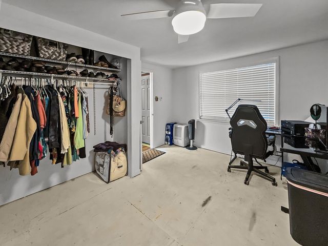 241 Robin Hood Road, Gordonville, TX 76245