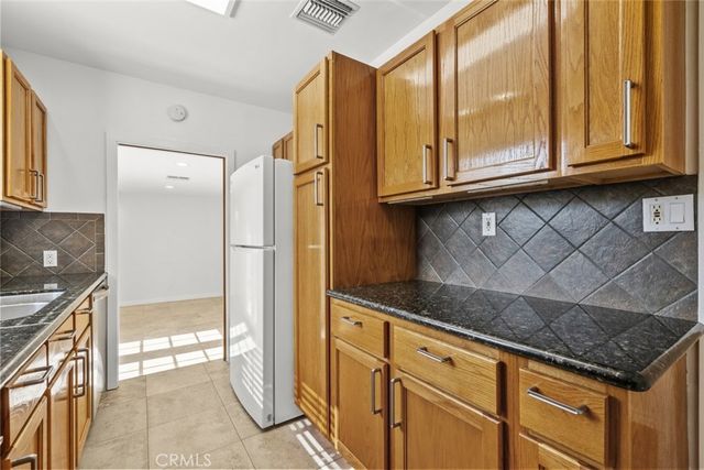 8440 Oakdale Avenue, Winnetka, CA 91306