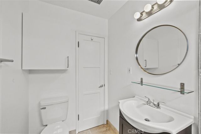 8440 Oakdale Avenue, Winnetka, CA 91306