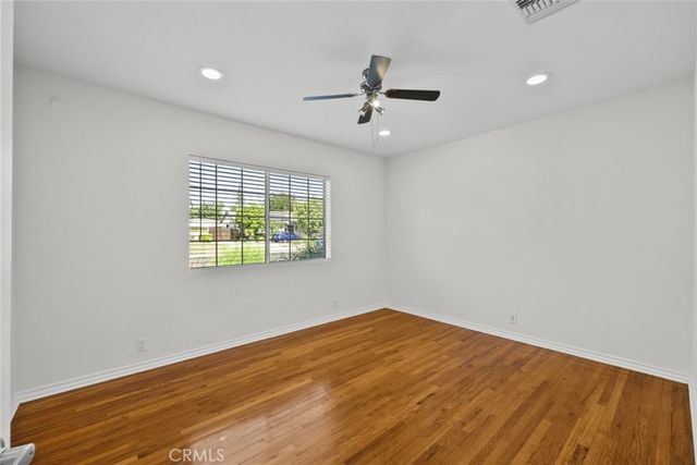 8440 Oakdale Avenue, Winnetka, CA 91306