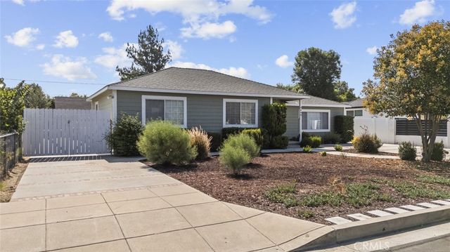 8440 Oakdale Avenue, Winnetka, CA 91306