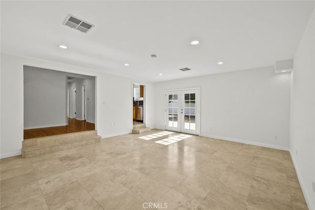 8440 Oakdale Avenue, Winnetka, CA 91306
