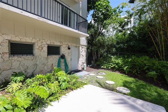 6815 Edgewater Drive 201, Coral Gables, FL 33133