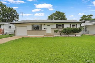 1865 Violet Drive, Florissant, MO 63031