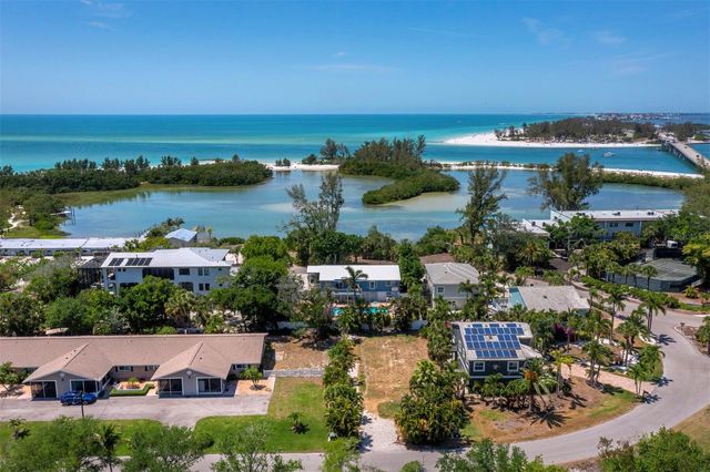 450 FIREHOUSE COURT, Longboat Key, FL 34228