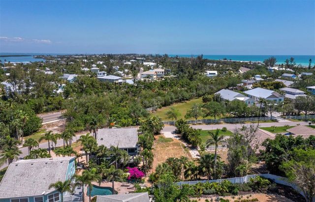 450 FIREHOUSE COURT, Longboat Key, FL 34228