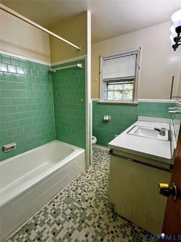 3815 Falstone Rd, Chesterfield, VA 23234