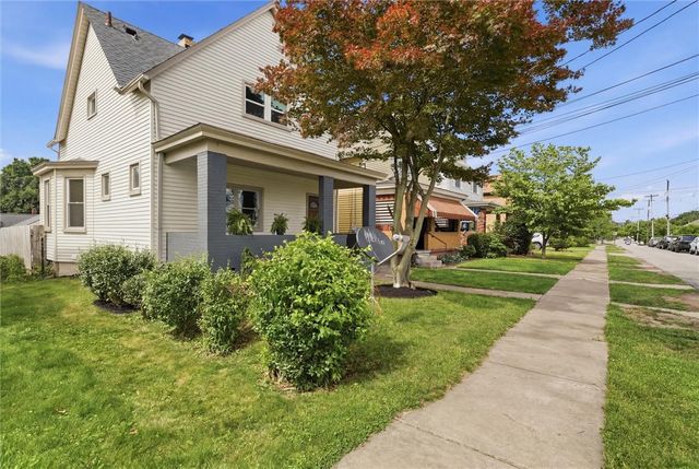 164 W Larkspur St, Munhall, PA 15120