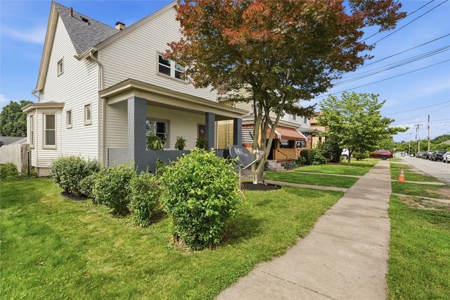 164 W Larkspur St, Munhall, PA 15120
