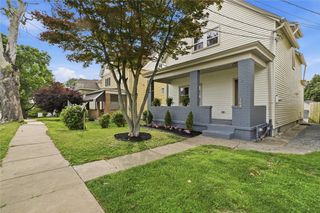 164 W Larkspur St, Munhall, PA 15120