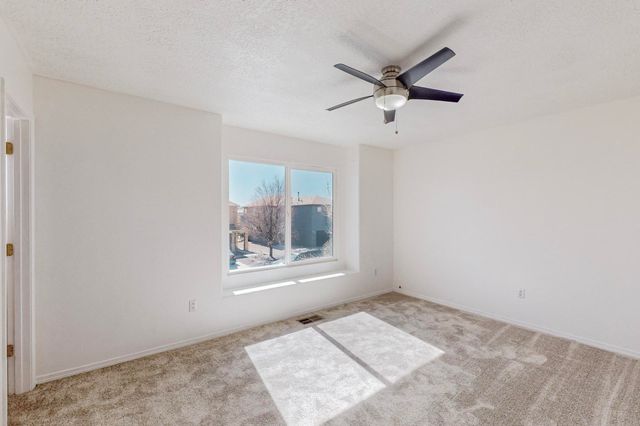 1112 Telstar Loop NW, Albuquerque, NM 87121