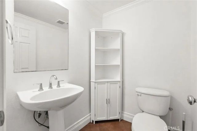 279 W Sparkleberry, Orange, CA 92865
