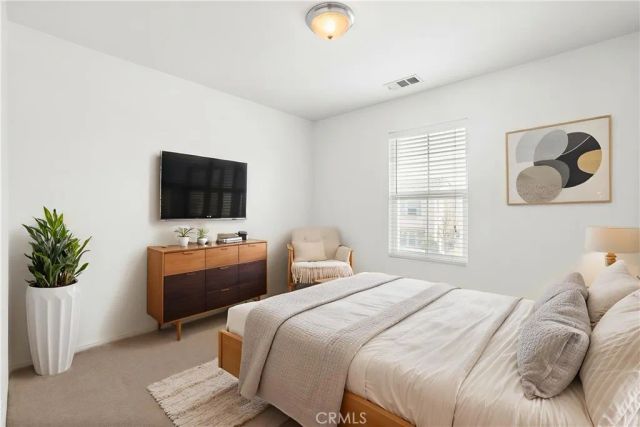 279 W Sparkleberry, Orange, CA 92865