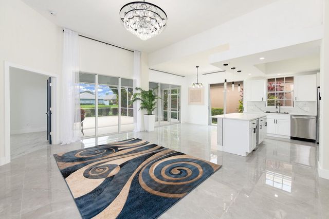 249 NW Bentley Circle, Port St. Lucie, Port St Lucie, FL 34986