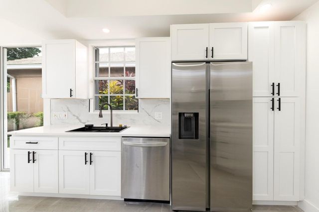 249 NW Bentley Circle, Port St. Lucie, Port St Lucie, FL 34986