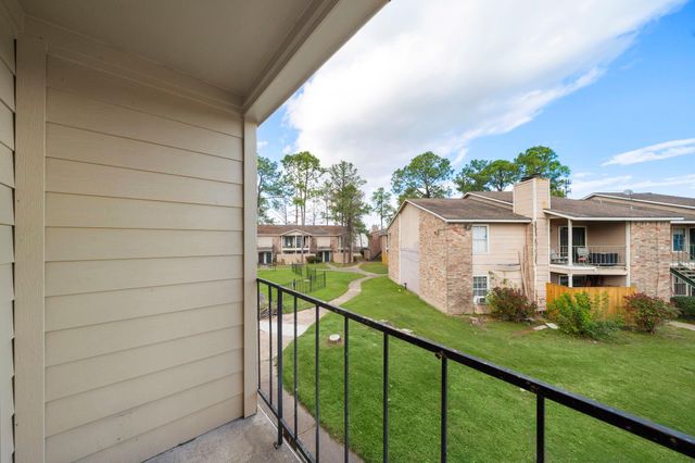 7402 Alabonson Road 506, Houston, TX 77088