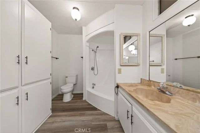 1670 Santa Susana, Hemet, CA 92543