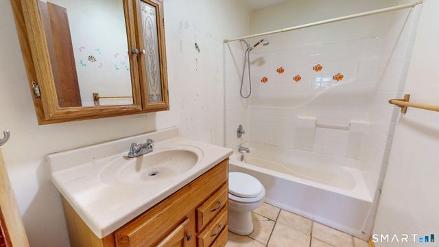 45 Elaine Drive, Ansonia, CT 06401