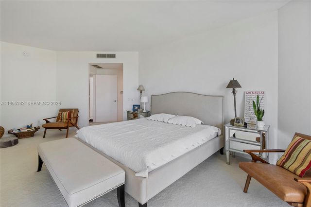 21050 Point Place 604, Aventura, FL 33180