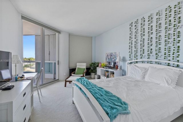 21050 Point Place 604, Aventura, FL 33180