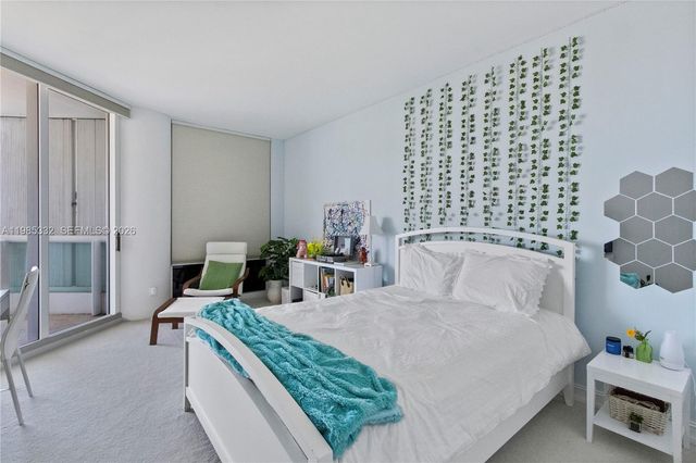 21050 Point Place 604, Aventura, FL 33180