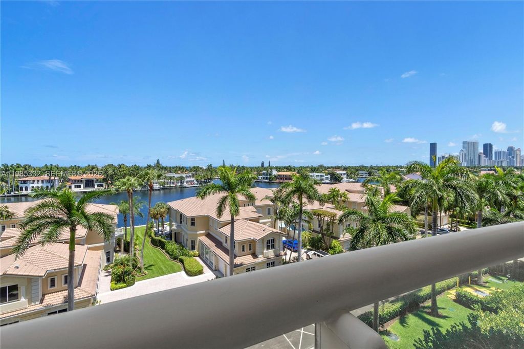 21050 Point Place 604, Aventura, FL 33180