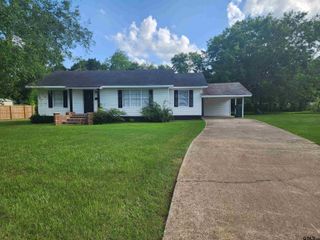 216 Mattison ST, Pittsburg, TX 75686