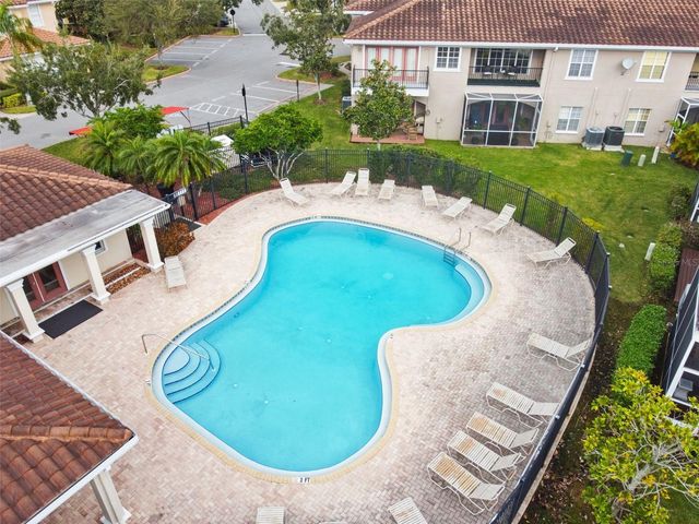 268 VALENCIA CIRCLE, St Petersburg, FL 33716