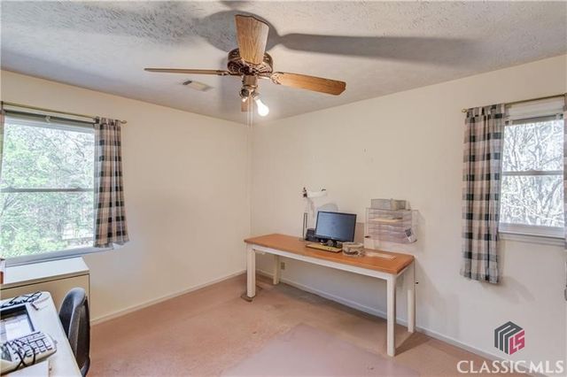 692 W Union Grove Circle, Auburn, GA 30011