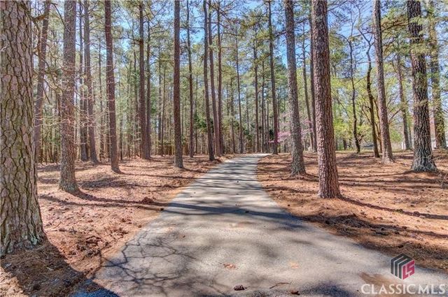 692 W Union Grove Circle, Auburn, GA 30011