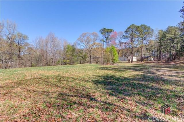 692 W Union Grove Circle, Auburn, GA 30011