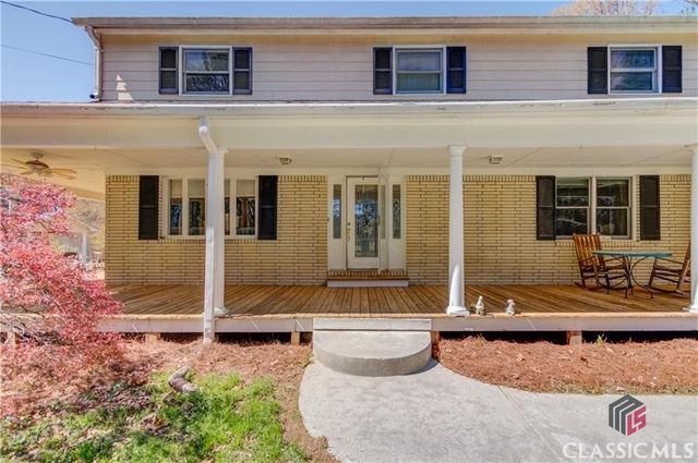 692 W Union Grove Circle, Auburn, GA 30011