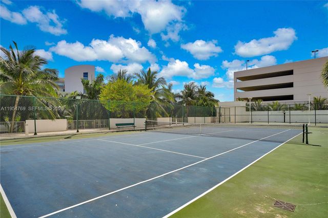 3029 NE 188th St 319, Aventura, FL 33180