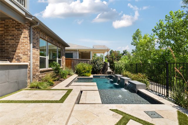 536 Shoreline Street, Plano, TX 75075