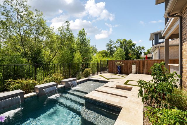 536 Shoreline Street, Plano, TX 75075