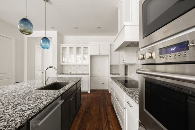 536 Shoreline Street, Plano, TX 75075
