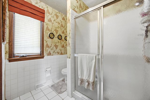 171 N Woodcrest Drive N, Fargo, ND 58102