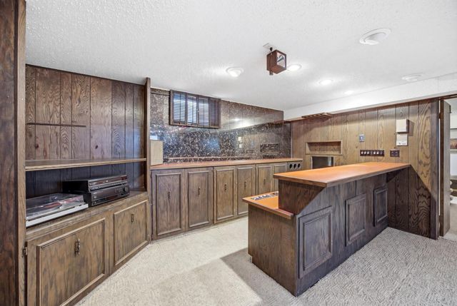 171 N Woodcrest Drive N, Fargo, ND 58102