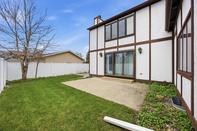 171 N Woodcrest Drive N, Fargo, ND 58102