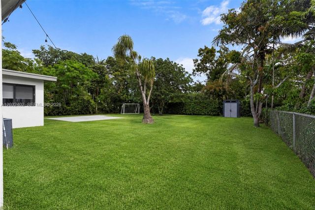 151 NW 146th St 151, Miami, FL 33168