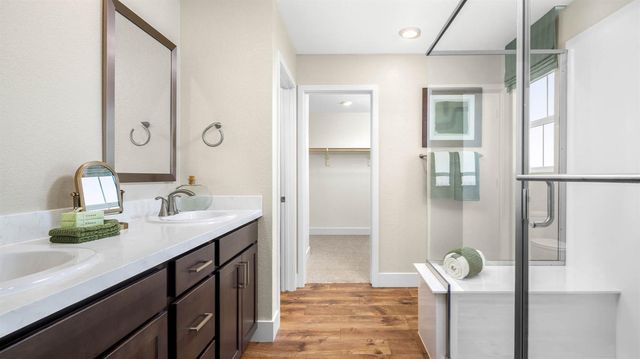 7845 N Delta Shores Cir, Sacramento, CA 95832