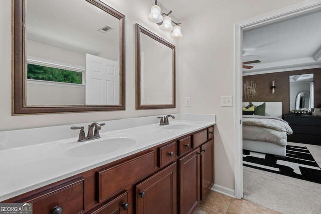 1172 Terrasol Ridge SW, Lilburn, GA 30047